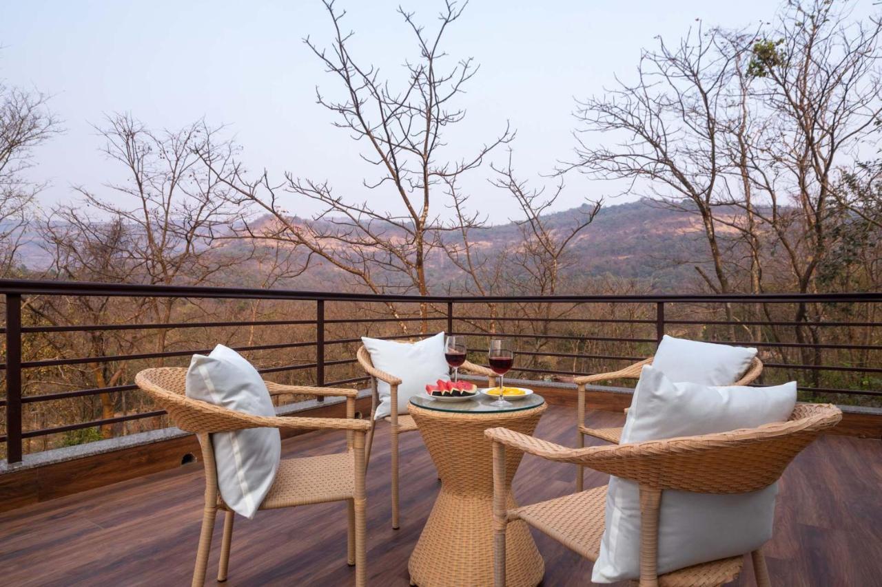 Eden Glade - Khopoli - Mountain-View Villa With Private Pool, Spacious Decks & Indoor Activities Exterior photo