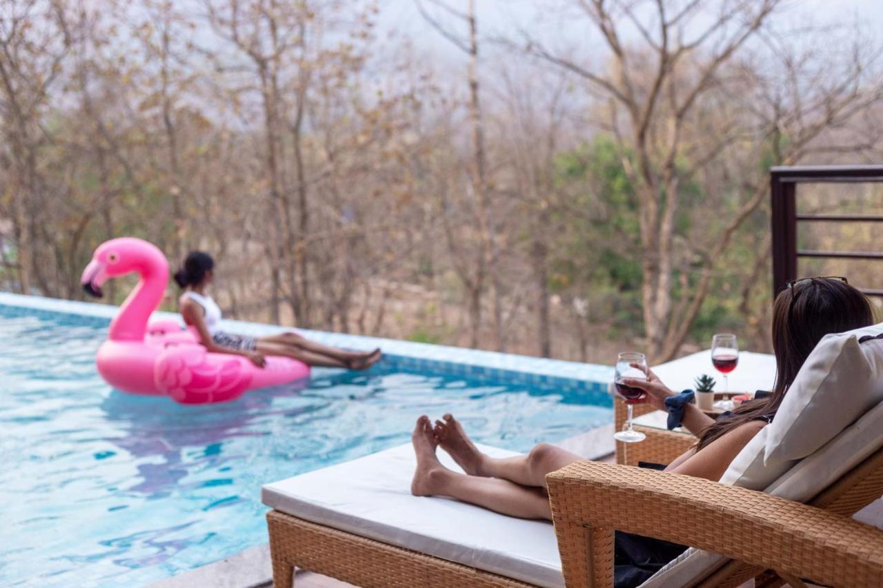 Eden Glade - Khopoli - Mountain-View Villa With Private Pool, Spacious Decks & Indoor Activities Exterior photo